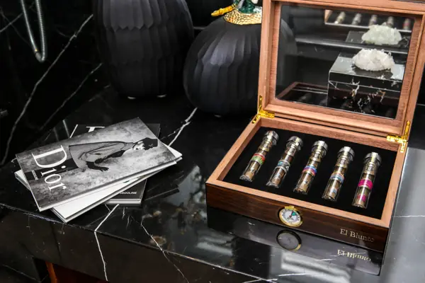El Blunto Humidor Lifestyle